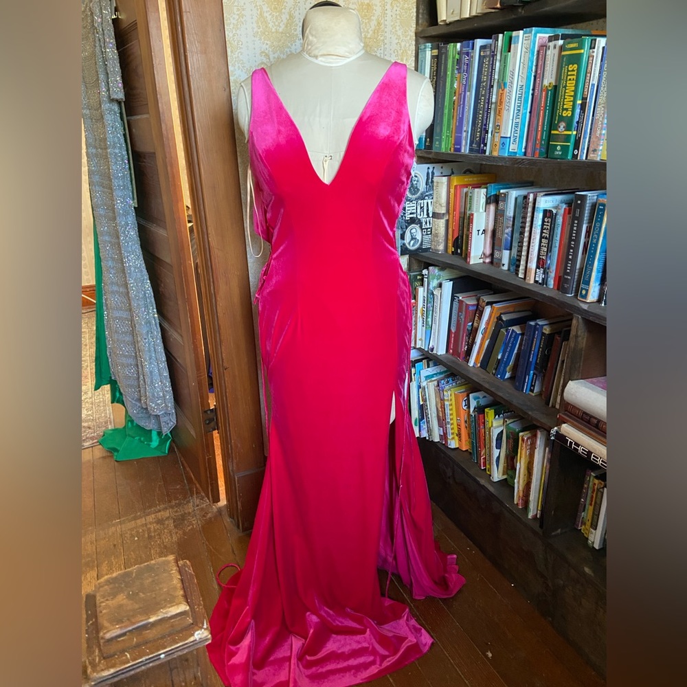 Pink velvet Jovani prom dress